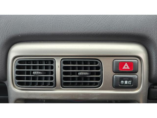 アクティトラック タウン 5速マニュアル 4WD 三方開 エアコン パワステ(25枚目)