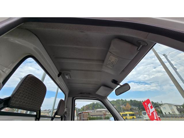 アクティトラック タウン 5速マニュアル 4WD 三方開 エアコン パワステ(26枚目)