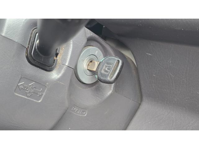 アクティトラック タウン 5速マニュアル 4WD 三方開 エアコン パワステ(35枚目)