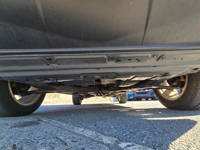 エクストレイル ２０Ｘｔ　全国対応２年保証　純正ナビ　ＤＴＶ　Ｂｌｕｅｔｏｏｔｈ　バックカメラ　ハイパールーフレール　ＥＴＣ　カブロンシート　ヒーター　インテリキー　ＨＩＤ　純正アルミホイール（7枚目）