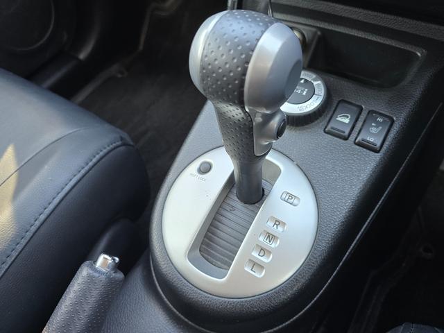 エクストレイル ２０Ｘｔ　全国対応２年保証　純正ナビ　ＤＴＶ　Ｂｌｕｅｔｏｏｔｈ　バックカメラ　ハイパールーフレール　ＥＴＣ　カブロンシート　ヒーター　インテリキー　ＨＩＤ　純正アルミホイール（38枚目）