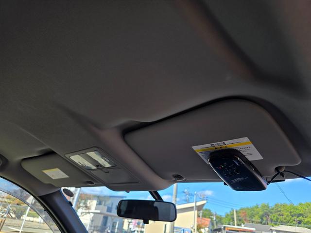 エクストレイル ２０Ｘｔ　全国対応２年保証　純正ナビ　ＤＴＶ　Ｂｌｕｅｔｏｏｔｈ　バックカメラ　ハイパールーフレール　ＥＴＣ　カブロンシート　ヒーター　インテリキー　ＨＩＤ　純正アルミホイール（48枚目）