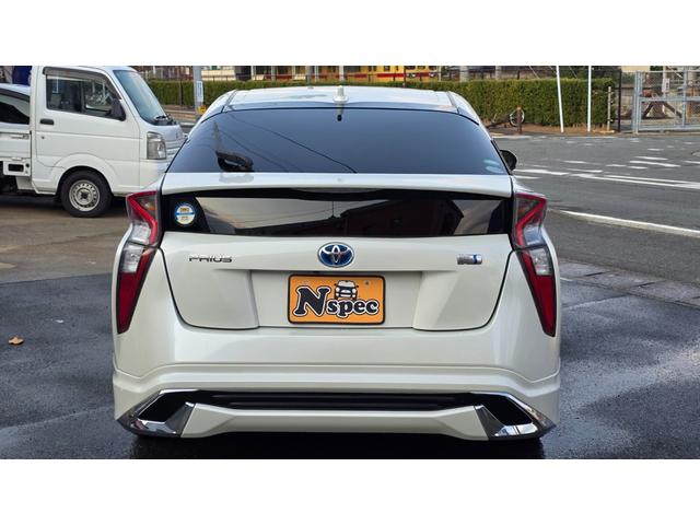 プリウス Sツーリングセレクション 全国対応2年保証 ストラーダナビ フルセグTV Bluetoothオーディオ バックカメラ ETC 黒合皮シート トヨタセーフティセンス モデリスタスポイラー LEDヘッドライト 純正AW(7枚目)