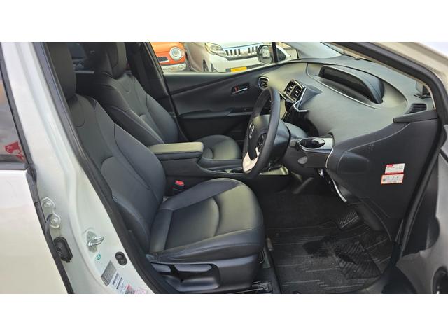 プリウス Sツーリングセレクション 全国対応2年保証 ストラーダナビ フルセグTV Bluetoothオーディオ バックカメラ ETC 黒合皮シート トヨタセーフティセンス モデリスタスポイラー LEDヘッドライト 純正AW(26枚目)