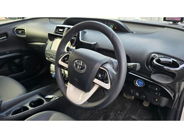 プリウス Sツーリングセレクション 全国対応2年保証 ストラーダナビ フルセグTV Bluetoothオーディオ バックカメラ ETC 黒合皮シート トヨタセーフティセンス モデリスタスポイラー LEDヘッドライト 純正AW(30枚目)