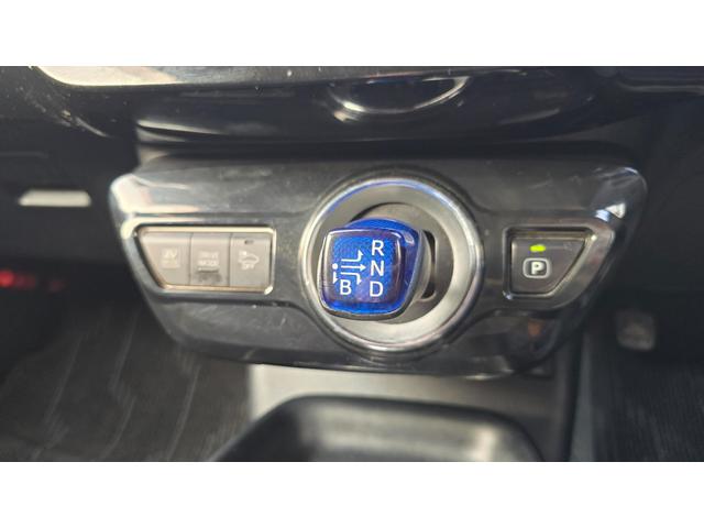 プリウス Sツーリングセレクション 全国対応2年保証 ストラーダナビ フルセグTV Bluetoothオーディオ バックカメラ ETC 黒合皮シート トヨタセーフティセンス モデリスタスポイラー LEDヘッドライト 純正AW(37枚目)