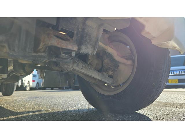キャリイトラック ＫＣエアコン・パワステ　全国対応２年保証　オートマ　２ＷＤ　エアコン　パワステ　三方開　タイミングチェーン　積載量３５０ｋｇ　純正ラジオ（39枚目）
