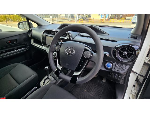 アクア Ｓスタイルブラック　全国対応２年保証　純正ナビ　ＤＴＶ　Ｂｌｕｅｔｏｏｔｈオーディオ　バックカメラ　ＥＴＣ　セーフティセンス　プッシュスタート・スマートキー（20枚目）