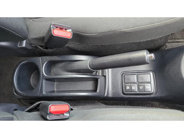 アクア Ｓスタイルブラック　全国対応２年保証　純正ナビ　ＤＴＶ　Ｂｌｕｅｔｏｏｔｈオーディオ　バックカメラ　ＥＴＣ　セーフティセンス　プッシュスタート・スマートキー（44枚目）