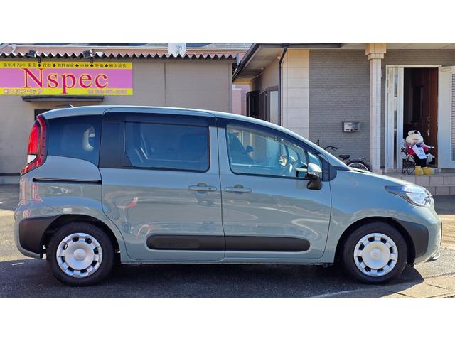 シエンタ Ｇ　全国対応２年保証　両側パワースライドドア　セーフティセンス　ストラーダナビ　ＤＴＶ　Ｂｌｕｅｔｏｏｔｈオーディオ　バックカメラ　ＥＴＣ　ＬＥＤヘッドライト　プッシュスタート・スマートキー　シートカバー（4枚目）