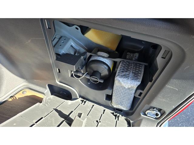 シエンタ Ｇ　全国対応２年保証　両側パワースライドドア　セーフティセンス　ストラーダナビ　ＤＴＶ　Ｂｌｕｅｔｏｏｔｈオーディオ　バックカメラ　ＥＴＣ　ＬＥＤヘッドライト　プッシュスタート・スマートキー　シートカバー（29枚目）