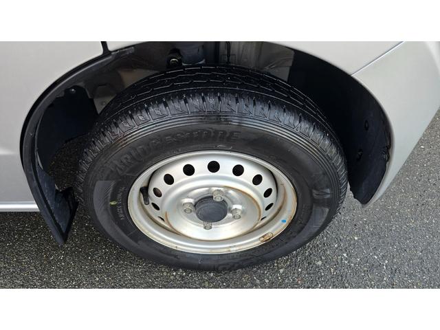 �^�C�������\�ł��B���ÁA�V�i�A���Y�A�C�O�Y�ȂǐF�X�ƌ�����܂��B���\�Z�ɍ��킹�Ă����k���������B�܂��A�A���~�z�C�[���������\�ł��B