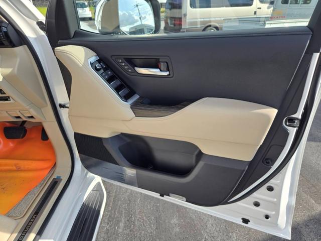 ランドクルーザー ＺＸ　モデリスタエアロ　サンルーフ　ナビＴＶ　４ＷＤ　アルミホイール　プッシュスタートボタン　スマートキー　本革シート　メーカー保証有（15枚目）