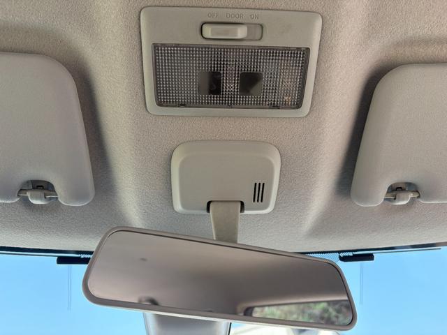 ワゴンＲ ２０周年記念車　検Ｒ１０．３　キーレス（32枚目）