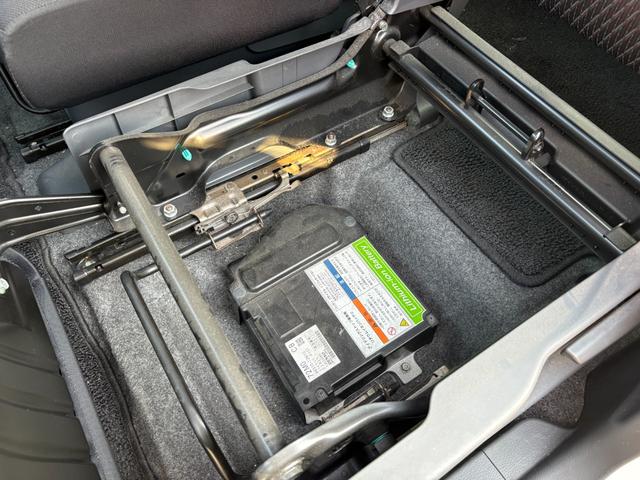 ワゴンＲ ２０周年記念車　検Ｒ１０．３　キーレス（49枚目）