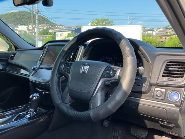 クラウンハイブリッド アスリートG 革シート/サンルーフ/ナビ/フルセグ/DVD再生/Bluetooth/バックカメラ/ETC/クルーズコントロール/パワーシート/スマートキー(13枚目)