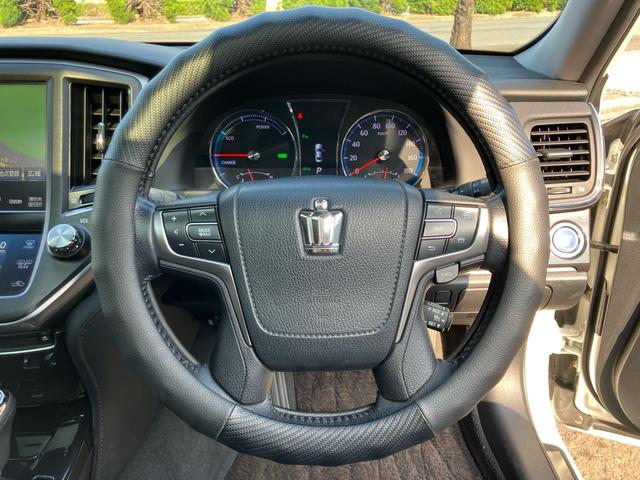 クラウンハイブリッド アスリートG 革シート/サンルーフ/ナビ/フルセグ/DVD再生/Bluetooth/バックカメラ/ETC/クルーズコントロール/パワーシート/スマートキー(14枚目)