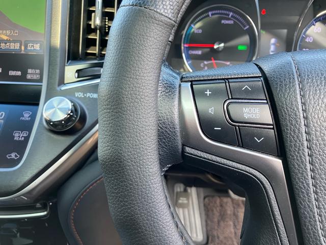 クラウンハイブリッド アスリートG 革シート/サンルーフ/ナビ/フルセグ/DVD再生/Bluetooth/バックカメラ/ETC/クルーズコントロール/パワーシート/スマートキー(15枚目)