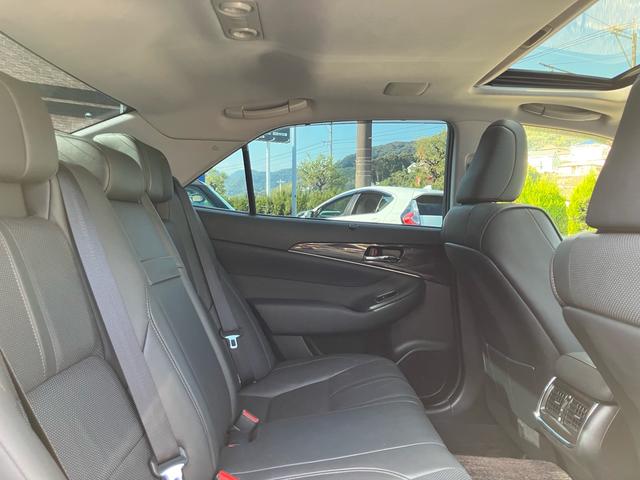 クラウンハイブリッド アスリートG 革シート/サンルーフ/ナビ/フルセグ/DVD再生/Bluetooth/バックカメラ/ETC/クルーズコントロール/パワーシート/スマートキー(34枚目)