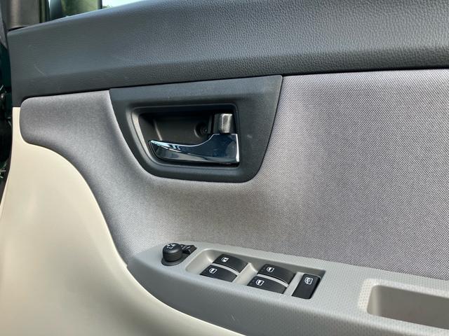 ピクシスジョイ Ｆ　Ｘ　ＳＡＩＩＩ　ナビ・フルセグＴＶ／ドライブレコーダー／スマートキー／レーンアシスト／クリアランスソナー／アイドリングストップ／スマートキー２個／記録簿／オートマチックハイビーム（10枚目）