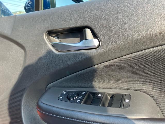 ノート X エマージェンシーブレーキ/レーンキープアシスト/ナビ/フルセグ/バックカメラ/DVD再生/ETC/Bluetooth/LEDヘッドライト/インテリキー/記録簿(10枚目)