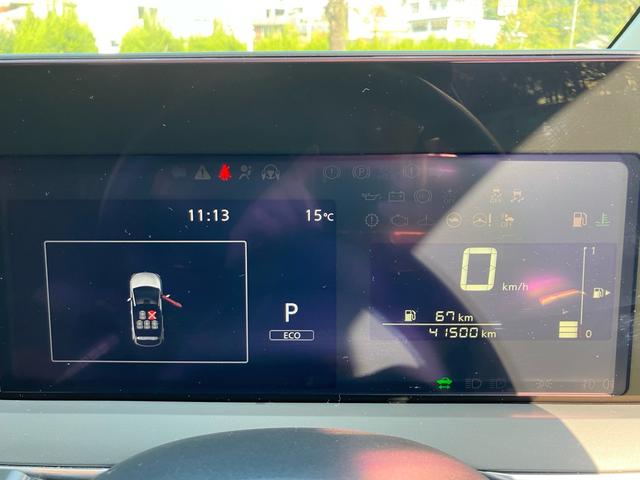 ノート X エマージェンシーブレーキ/レーンキープアシスト/ナビ/フルセグ/バックカメラ/DVD再生/ETC/Bluetooth/LEDヘッドライト/インテリキー/記録簿(17枚目)