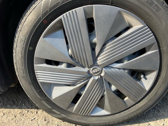 ノート X エマージェンシーブレーキ/レーンキープアシスト/ナビ/フルセグ/バックカメラ/DVD再生/ETC/Bluetooth/LEDヘッドライト/インテリキー/記録簿(33枚目)