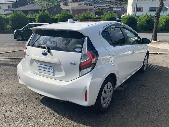 アクア Ｇソフトレザーセレクション　衝突被害軽減ブレーキ／レーンキープアシスト／ナビ／フルセグ／バックカメラ／ＤＶＤ再生／ＥＴＣ／Ｂｌｕｅｔｏｏｔｈ／ＬＥＤヘッドライト／スマートキー／クルーズコントロール（5枚目）