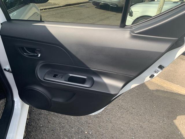 アクア Ｇソフトレザーセレクション　衝突被害軽減ブレーキ／レーンキープアシスト／ナビ／フルセグ／バックカメラ／ＤＶＤ再生／ＥＴＣ／Ｂｌｕｅｔｏｏｔｈ／ＬＥＤヘッドライト／スマートキー／クルーズコントロール（32枚目）