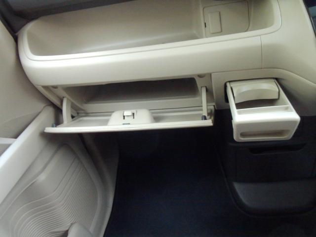 Ｎ－ＢＯＸ Ｇホンダセンシング　７インチナビ／ＡＭ／ＦＭ／ＣＤ／ＤＶＤ／Ｂｌｕｅｔｏｏｔｈ付き／ＥＴＣ／バックモニター／ＬＥＤライト（26枚目）