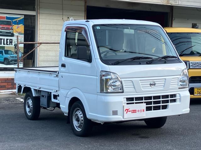 ＮＴ１００クリッパートラック ＤＸ　エアコン　パワステ　オートマ　運転手席エアバッグ　三方開　ＡＭ・ＦＭラジオ　走行４．７万キロ　修復歴なし　軽トラック　荷台馬付き（4枚目）