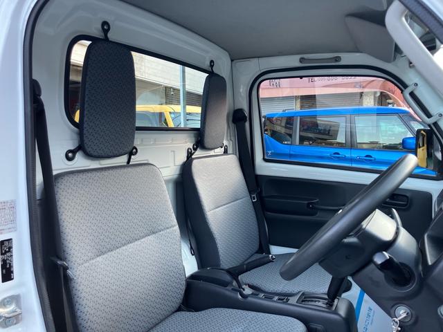 ＮＴ１００クリッパートラック ＤＸ　エアコン　パワステ　オートマ　運転手席エアバッグ　三方開　ＡＭ・ＦＭラジオ　走行４．７万キロ　修復歴なし　軽トラック　荷台馬付き（12枚目）