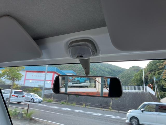 ＮＴ１００クリッパートラック ＤＸ　エアコン　パワステ　オートマ　運転手席エアバッグ　三方開　ＡＭ・ＦＭラジオ　走行４．７万キロ　修復歴なし　軽トラック　荷台馬付き（18枚目）