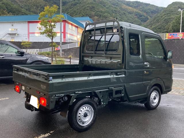 スーパーキャリイ Ｘ　届出済未使用車　禁煙車　点検記録簿　キーレス　エアコン　パワステ　パワーウィンドウ　運転手席エアバッグ　助手席エアバッグ　三方開　オートマ（5枚目）