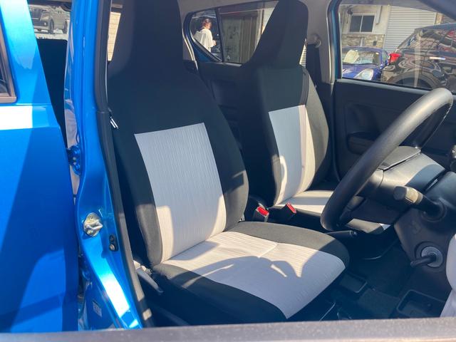 ミライース Ｘ　ＳＡＩＩＩ　衝突被害軽減ブレーキ　クリアランスソナー　ＬＥＤヘッドランプ　ＣＶＴ　アイドリングストップ　キーレスエントリー　オートマチックハイビーム　電動格納ドアミラー　走行５．２万ｋｍ（11枚目）