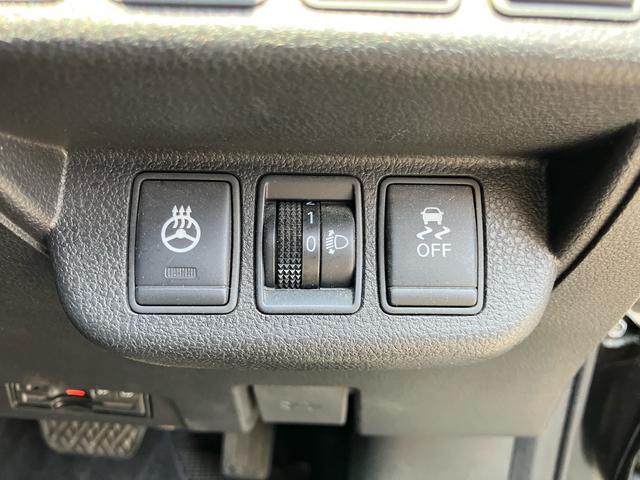 リーフ Ｘ　エアロスタイル　／１００％電気自動車／充電ケーブル／純正メモリーナビ／フルセグＴＶ／バックカメラ／Ｂｌｕｅｔｏｏｔｈ／ＤＶＤ再生／ＵＳＢ／前後ドラレコ／シートヒーター／オートクルーズ／インテリキー（19枚目）