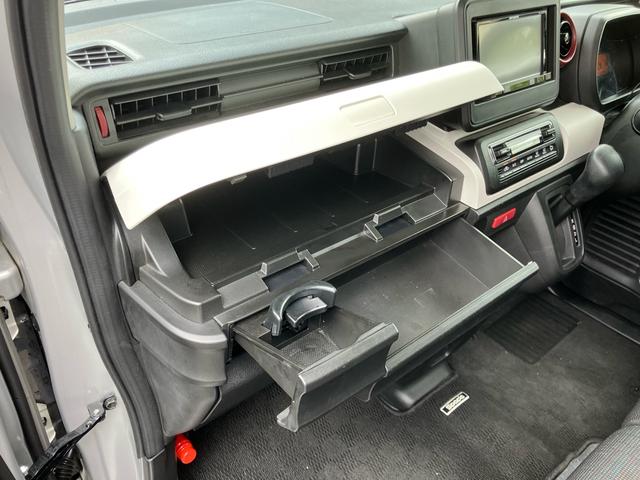 スペーシア ハイブリッドＧ　／衝突被害軽減ブレーキ／車線逸脱警報／障害物センサー／アイドリングストップ／ＳＤナビ／ワンセグＴＶ／バックカメラ／Ｂｌｕｅｔｏｏｔｈ／ＤＶＤ再生／ＵＳＢケーブル／スマートキー２個／両側スライドドア（33枚目）