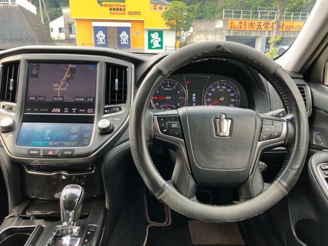 クラウン アスリートＳ　ＥＴＣ／Ｂｌｕｅｔｏｏｔｈ接続／ＣＤ・ＤＶＤ再生／バックカメラ／エアロ／１８インチアルミホイール／スマートキー／プッシュスタート／パワーシート（3枚目）