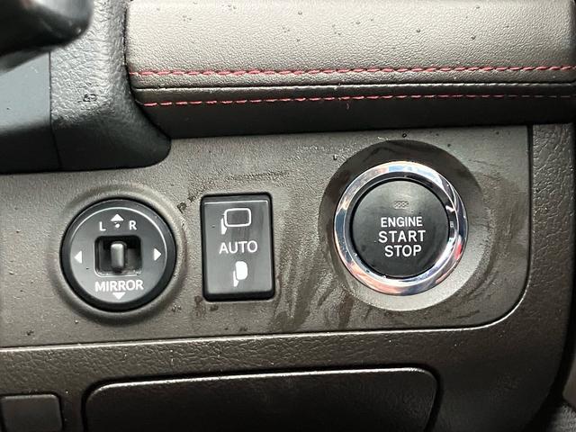 クラウン アスリート　ＴＲＤエアロ　ＥＴＣ／ナビ・テレビ／バックカメラ／ＣＤ・ＤＶＤ再生／プッシュスタート／スマートキー／パワーシート／１８インチアルミホイール／クルーズコントロール／車検整備付き（20枚目）