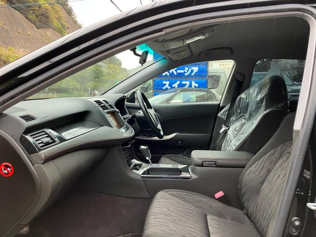 クラウン アスリート　ＴＲＤエアロ　ＥＴＣ／ナビ・テレビ／バックカメラ／ＣＤ・ＤＶＤ再生／プッシュスタート／スマートキー／パワーシート／１８インチアルミホイール／クルーズコントロール／車検整備付き（27枚目）