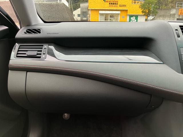 クラウン アスリート　ＴＲＤエアロ　ＥＴＣ／ナビ・テレビ／バックカメラ／ＣＤ・ＤＶＤ再生／プッシュスタート／スマートキー／パワーシート／１８インチアルミホイール／クルーズコントロール／車検整備付き（30枚目）