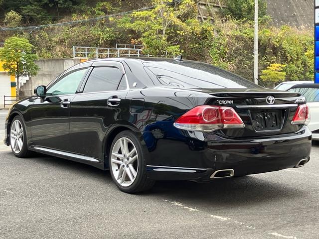 クラウン アスリート　ＴＲＤエアロ　ＥＴＣ／ナビ・テレビ／バックカメラ／ＣＤ・ＤＶＤ再生／プッシュスタート／スマートキー／パワーシート／１８インチアルミホイール／クルーズコントロール／車検整備付き（32枚目）