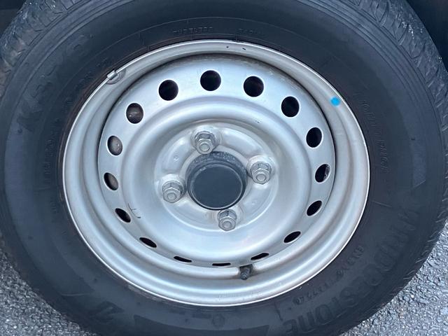 ＮＶ１００クリッパーバン ＤＸ　５ＡＧＳ／キーレスエントリー／両側スライドドア／デュアルエアバッグ／エアコン／車検整備付き（9枚目）