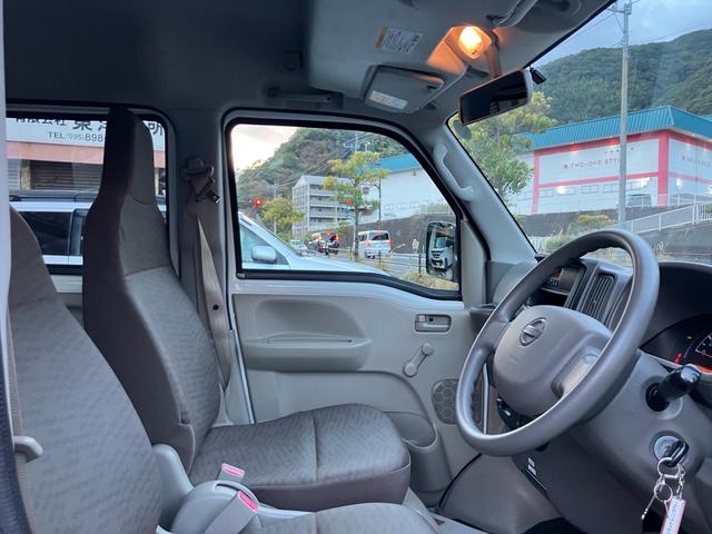 ＮＶ１００クリッパーバン ＤＸ　５ＡＧＳ／キーレスエントリー／両側スライドドア／デュアルエアバッグ／エアコン／車検整備付き（10枚目）