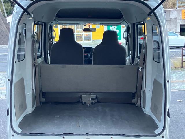 ＮＶ１００クリッパーバン ＤＸ　５ＡＧＳ／キーレスエントリー／両側スライドドア／デュアルエアバッグ／エアコン／車検整備付き（28枚目）