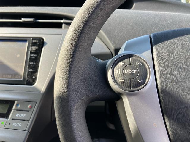 プリウス Ｓ　ナビ・テレビ／バックカメラ／Ｂｌｕｅｔｏｏｔｈ接続／ＣＤ・ＤＶＤ再生／プッシュスタート／スマートキー／ワンオーナー／禁煙車／記録簿／車検整備付き（11枚目）