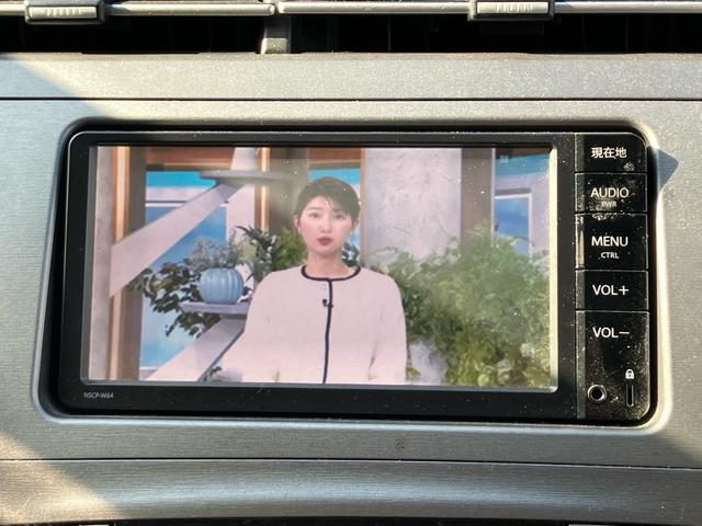 プリウス Ｓ　ナビ・テレビ／バックカメラ／Ｂｌｕｅｔｏｏｔｈ接続／ＣＤ・ＤＶＤ再生／プッシュスタート／スマートキー／ワンオーナー／禁煙車／記録簿／車検整備付き（18枚目）