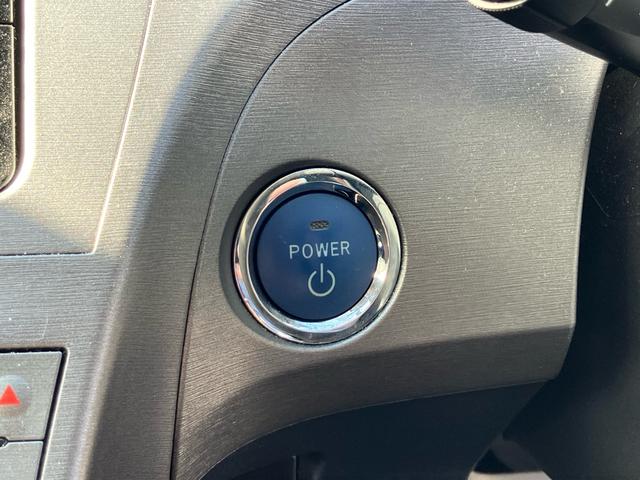 プリウス Ｓ　ナビ・テレビ／バックカメラ／Ｂｌｕｅｔｏｏｔｈ接続／ＣＤ・ＤＶＤ再生／プッシュスタート／スマートキー／ワンオーナー／禁煙車／記録簿／車検整備付き（20枚目）