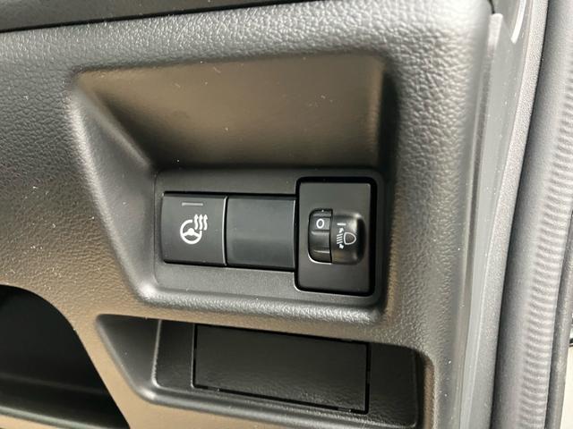 スペーシアカスタム ハイブリッドＸＳ　届出済未使用車／ナビ・フルセグＴＶ／Ｂｌｕｅｔｏｏｔｈ接続／パーキングセンサー／ヘッドアップディスプレイ／ＬＥＤヘッドランプ／両側電動スライドドア／ステアリングヒーター／１５インチＡＷ（21枚目）