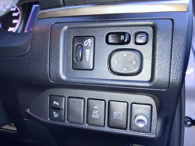 CT CT200h Fスポーツ ナビ・フルセグTV/Bluetooth接続/LEDヘッドランプ/レーダークルーズコントロール/パワーシート/シートヒーター/プッシュスタート/バックカメラ/スマートキー(17枚目)